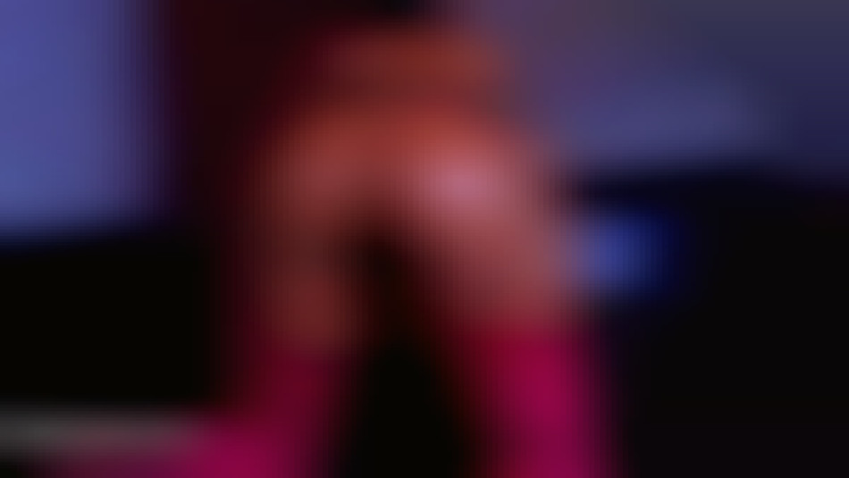 thick ass spread cam girl ready to fuck