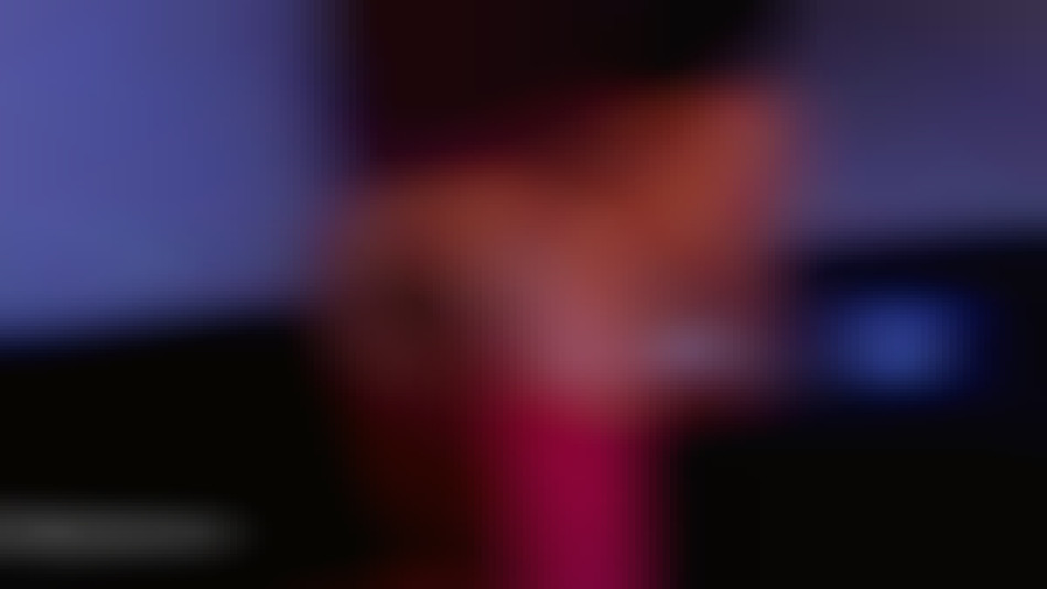 nice thick oiled booty cam girl passionate hillary