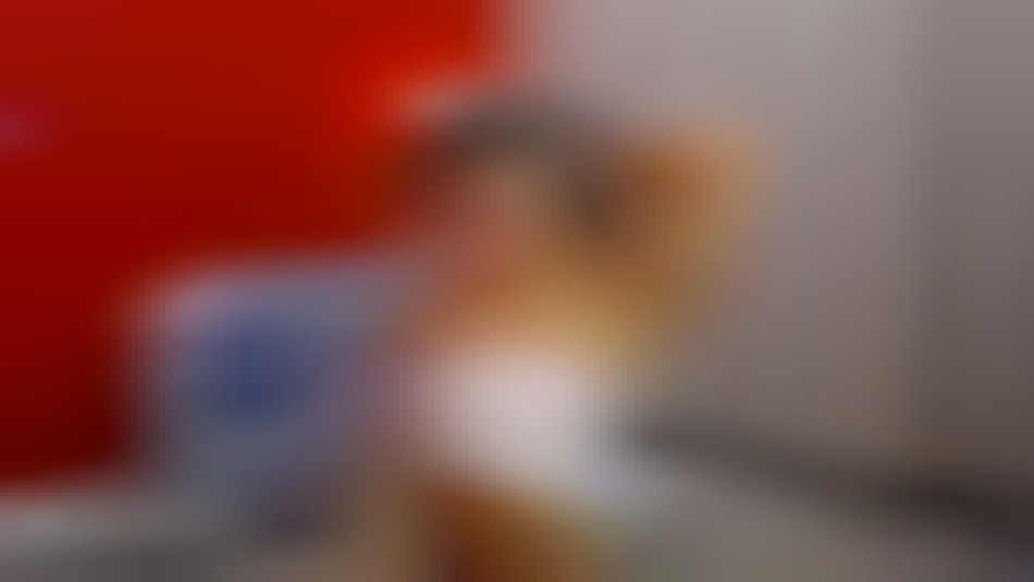 sexy fitness girl on cam