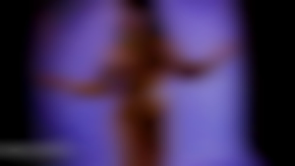 Samantha Kelly incredible nude muscle babe bod