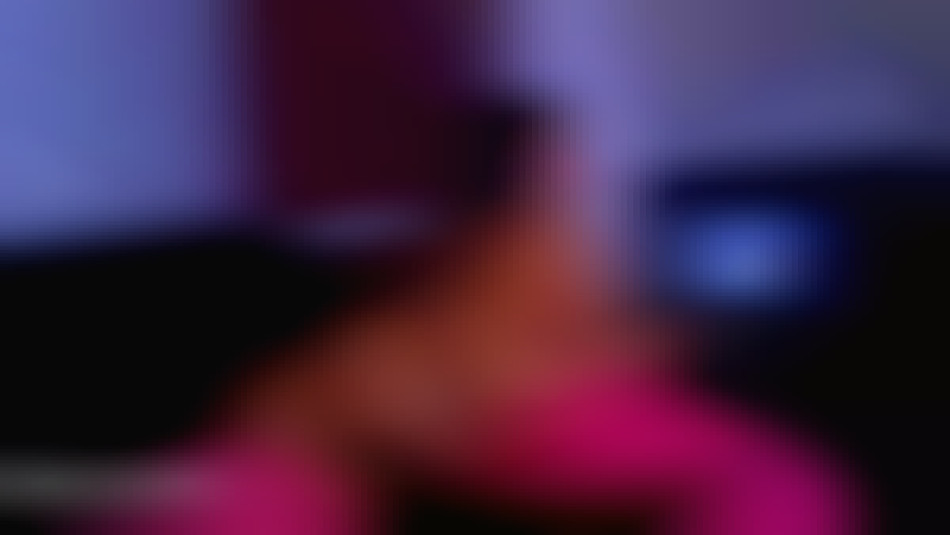 webcam model passionate hillary