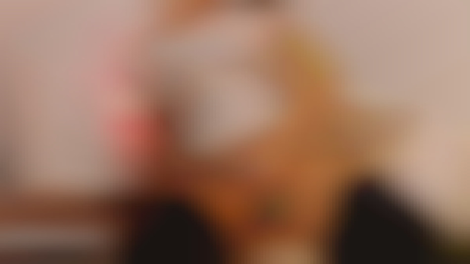 Samantha Kelly gorgeous cam girl topless boobs