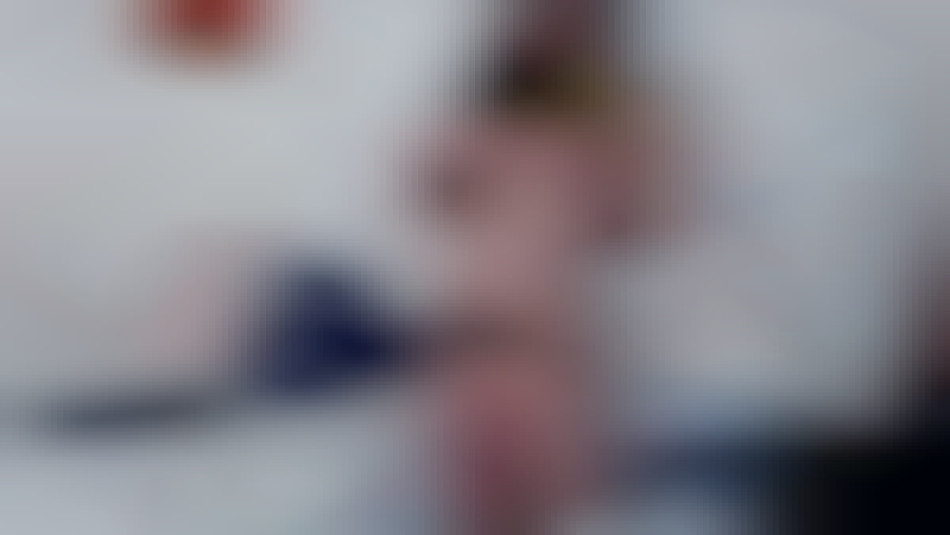 Sofia Borton showing off abs webcam