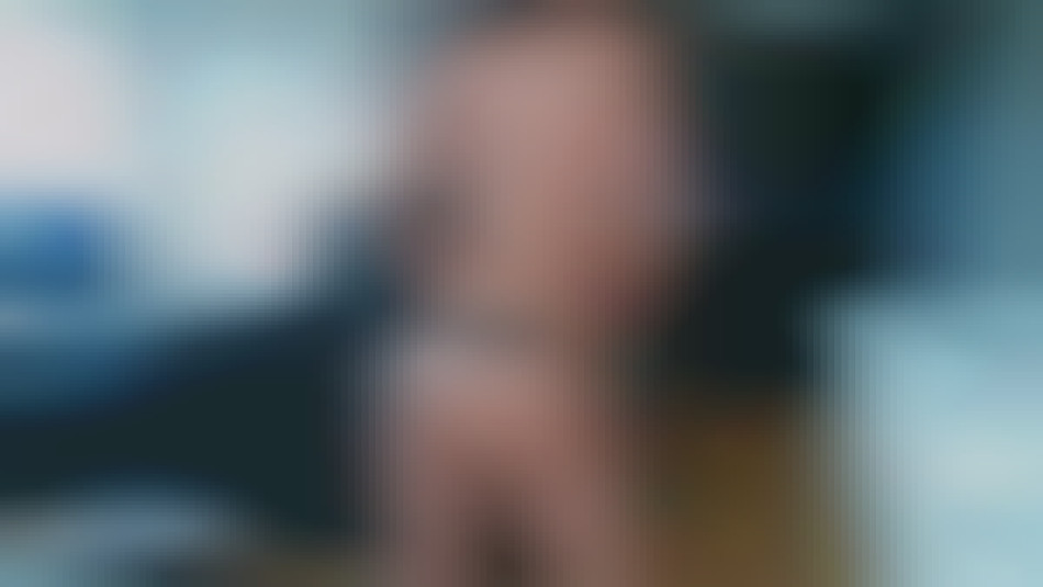 Hot Muscle Girl tight butt