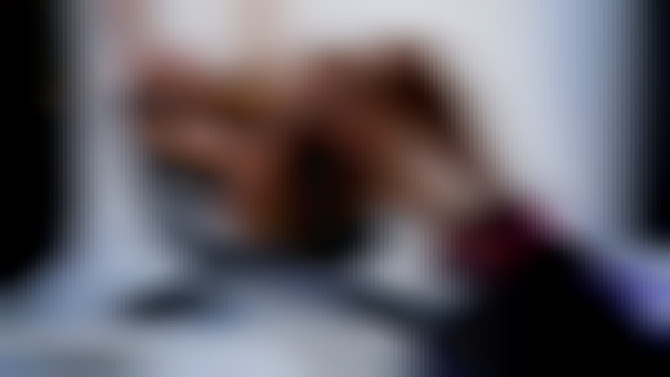 Samantha Kelly chest press topless workout