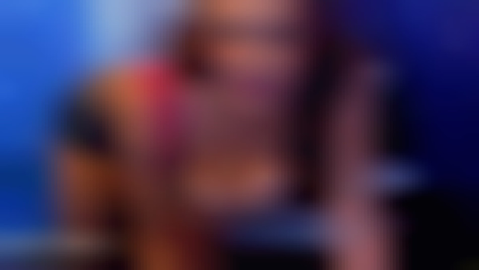 KyleeNash hot cam babe peekaboob