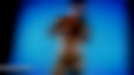 Ultimate Nude Chest Workout Samantha Kelly [Big Tits]